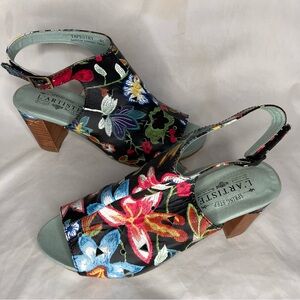 L’artiste Tapestry heeled sandal